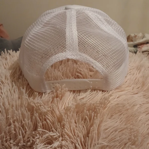 White Cap with Green and Red Embroidery - Picture 4 of 4